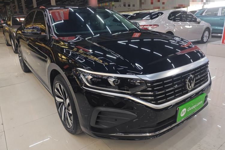 Used Volkswagen Passat 2024 380TSI Dragon Edition
