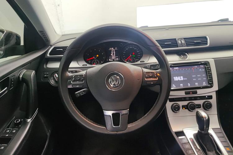 Used Volkswagen Magotan 2016 1.8TSI Smart Enjoyment Leading Model
