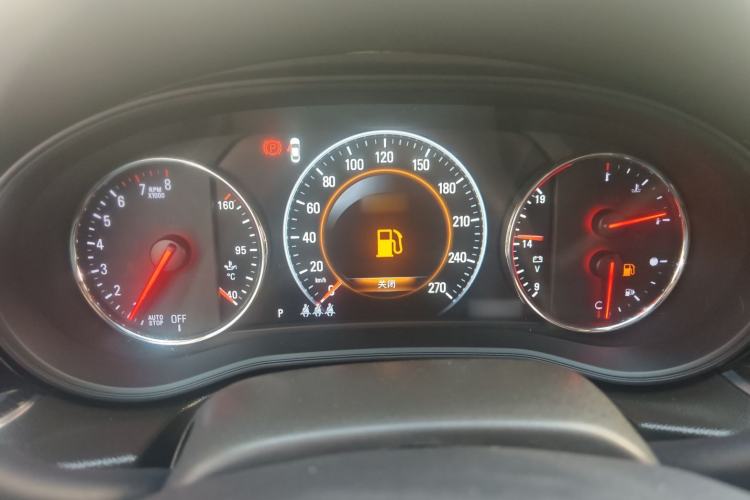 Used Buick Regal 2017 28T Prestige Model
