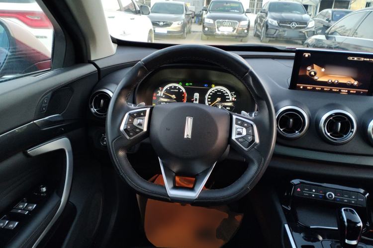 Used Wey VV7 2017 2.0T Ultra-Luxury Version
