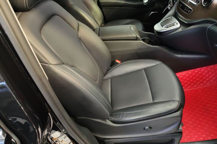 Used Mercedes-Benz V-Class 2020 V 260 L Long-wheelbase Luxury Edition