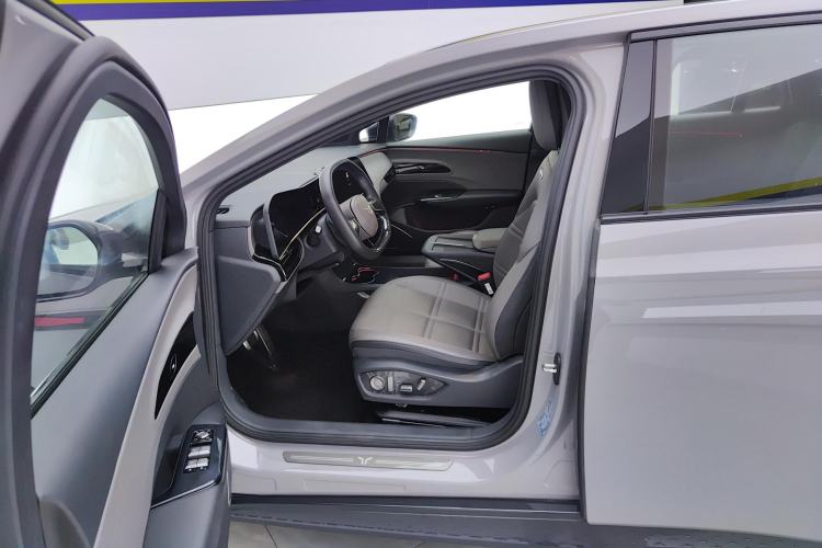 Used Hongqi EH7 2024 690 Pro
