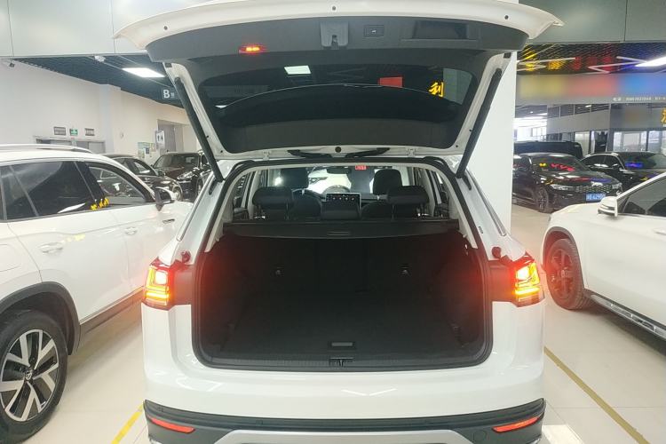 Used Volkswagen Tayron 2024 330TSI Two-Wheel Drive Luxury Plus Advanced Version