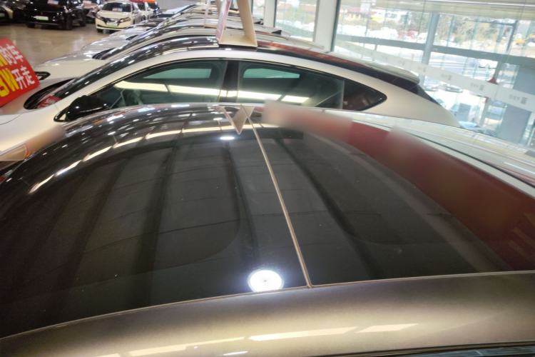 Used  11 2023 Long-Range Single-Motor Version 5 Seats