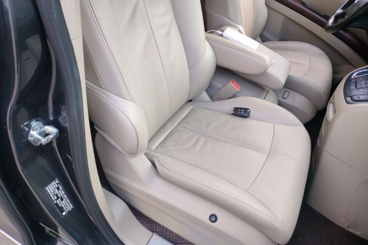 Used Buick GL8 2018 28T Luxury Model China VI Standard
