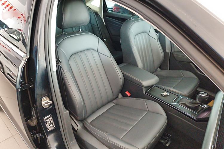 Used Volkswagen Passat 2024 280TSI Business Edition
