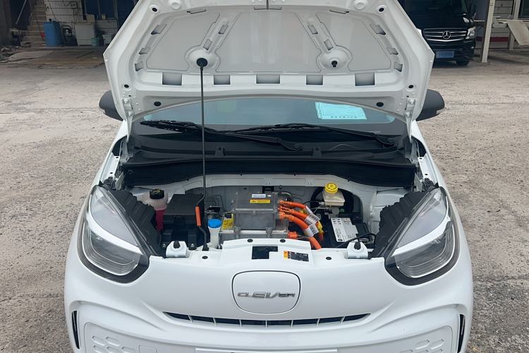 Used Roewe Clever 2021 302 km New Four-Seater Super-Efficient Version
