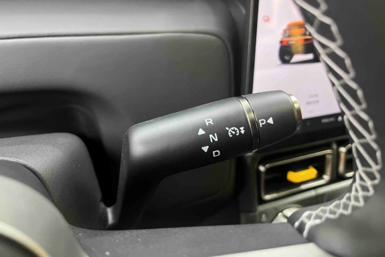 Used iCAR V23 2025 401 Two-Wheel Drive Intelligent Driving Version
