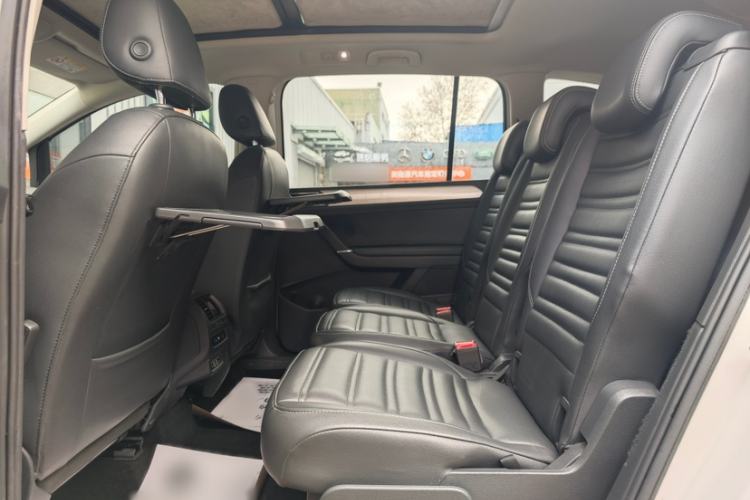 Used Volkswagen Touran 2018 Volkswagen Touran L 280TSI DSG Comfort Edition 7 Seats China V Emission Standard