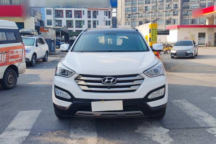 Used Hyundai Santa Fe 2013 2.4L Automatic Two-Wheel Drive Smart Version
