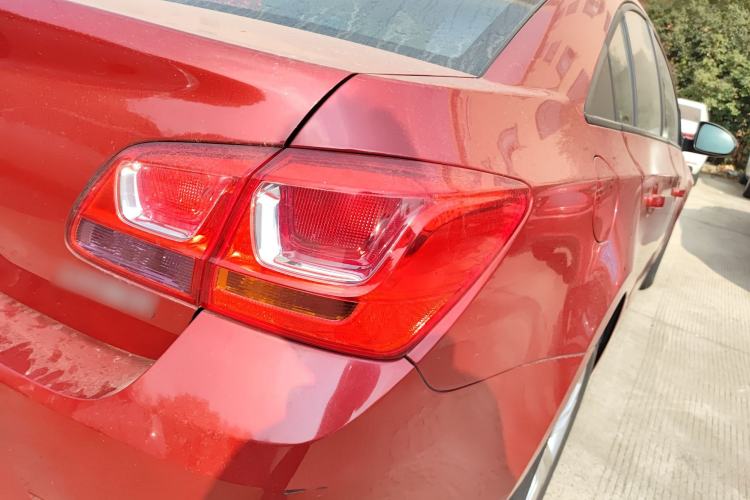 Used Chevrolet Cruze 2015 1.5L Classic SE MT
