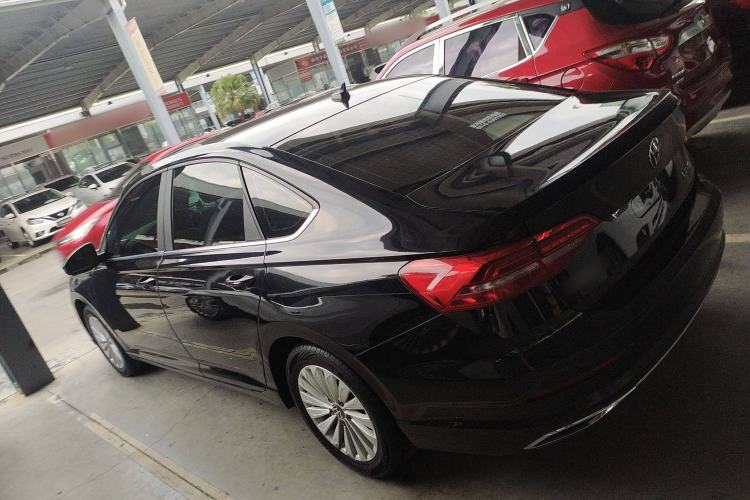 Used Volkswagen Lavida 2019 1.5L Manual Comfort Version China VI
