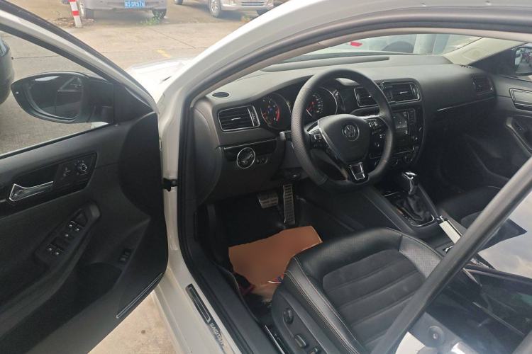 Used Volkswagen Sagitar 2018 280TSI DSG Luxury Model
