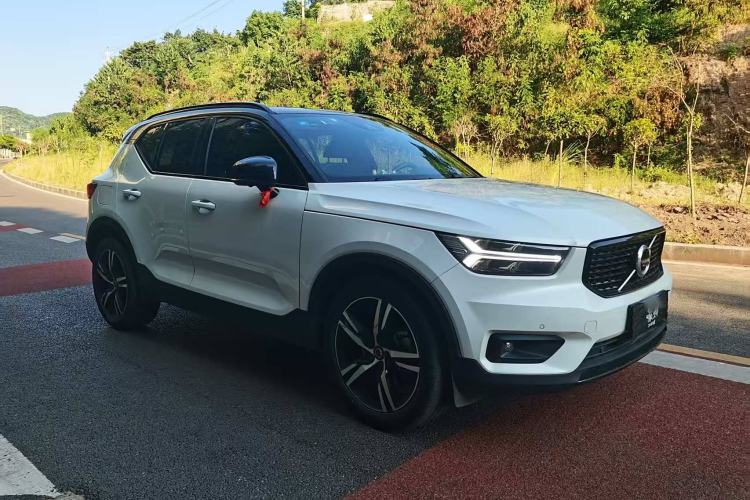 Used Volvo XC40 2020 T4 Four-Wheel Drive Smart & Sporty Edition
