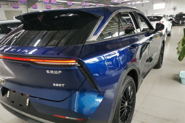 Used Venucia V 2023 260T Idol Edition Pro
