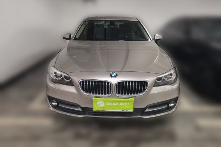 Used BMW 5 Series 2017 525Li Leading Model

