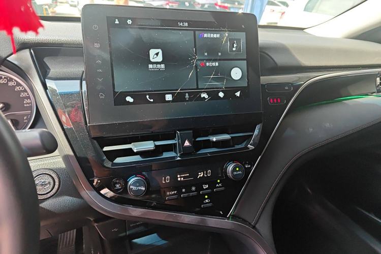 Used Toyota Camry 2021 2.0G Luxury Edition
