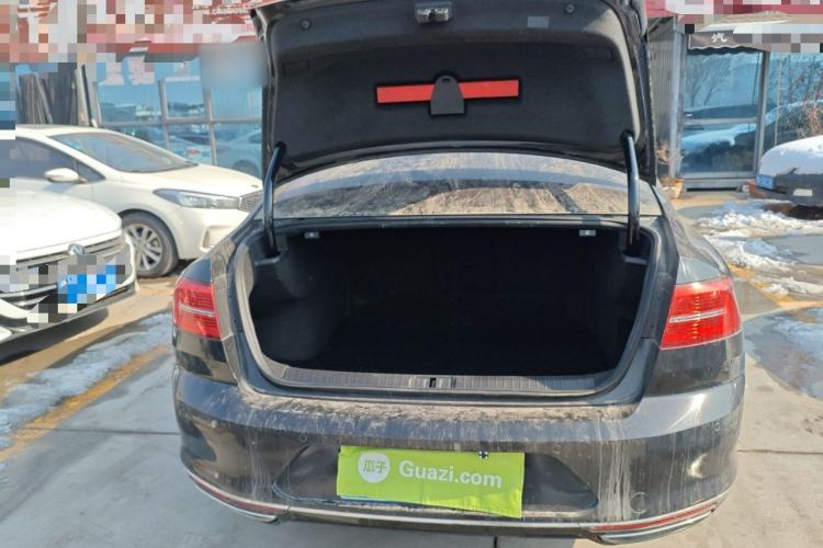 Used Volkswagen Magotan 2018 330TSI DSG Luxury Model
