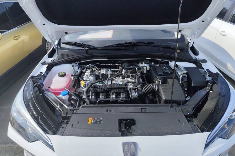 Used Roewe i5 2023 1.5L CVT Luxury Edition
