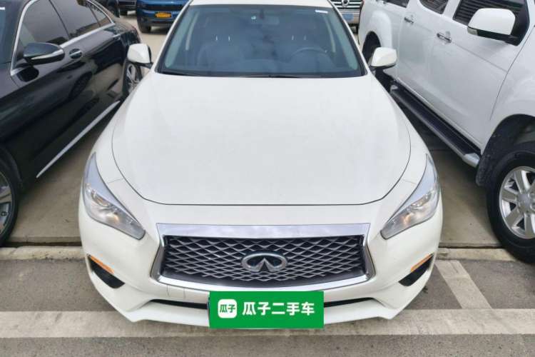 Used Infiniti Q50L 2018 2.0T Comfort Edition China VI Standard
