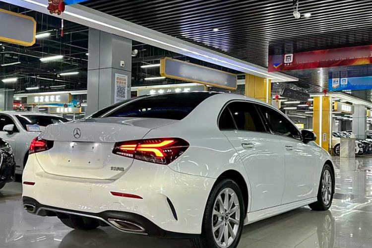 Used Mercedes-Benz A-Class 2020 Restyled A 200 L Sport Sedan Fashion Version

