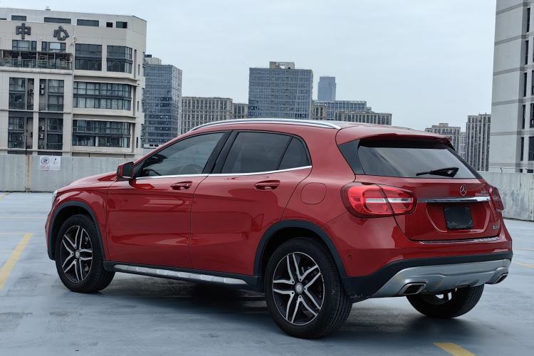 Used Mercedes-Benz GLA 2015 GLA 220 4MATIC Fashion Model
