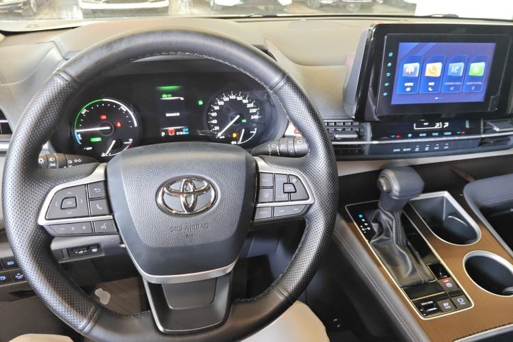 Used Toyota Sienna 2021 2.5L Hybrid Comfort Edition
