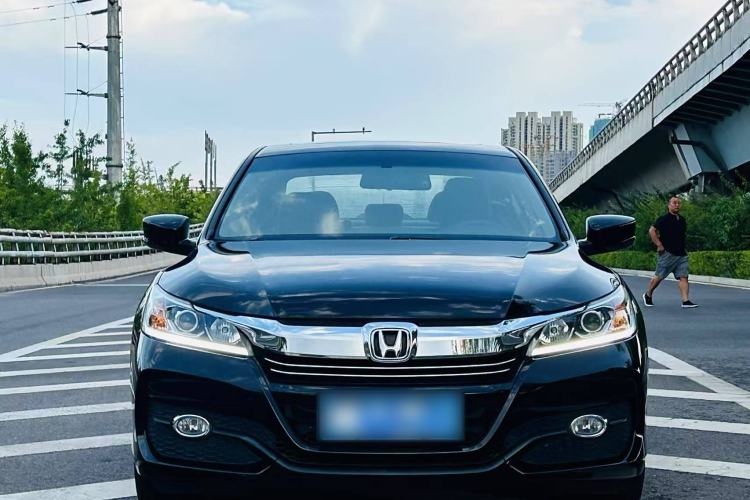 Used Honda Accord 2016 2.0L Comfort Edition
