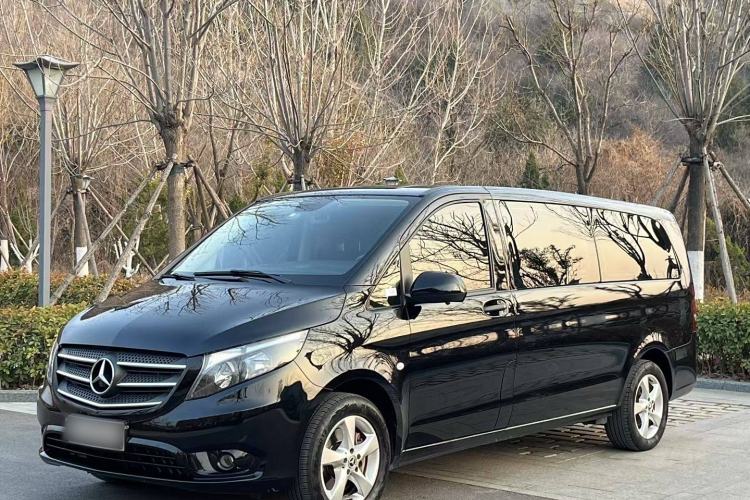 Used Mercedes-Benz Vito 2018 2.0T Elite Version 7 Seats China VI Emission Standard
