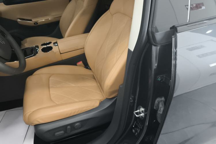 Used Leapmotor C01 2024 Range-Extended 316 Deluxe Edition
