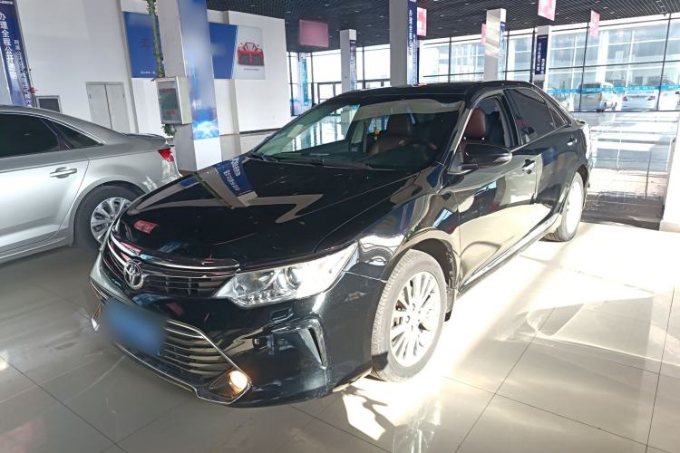 Used Toyota Camry 2016 2.5G 10th Anniversary Deluxe Navigation Edition

