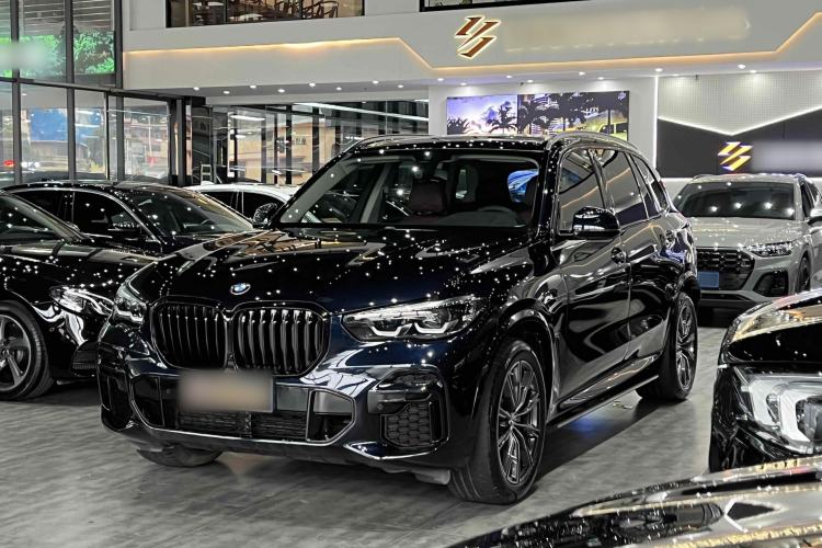 Used BMW X5 2022 xDrive 30Li M Sport Package