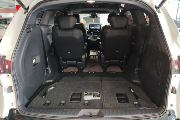 Used Toyota Sienna 2024 2.5L Hybrid Four-Wheel Drive Prestige Edition