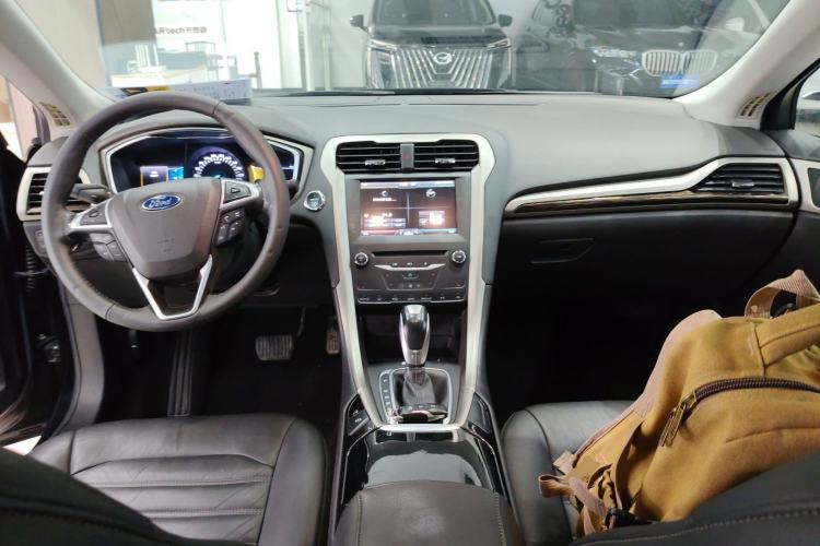 Used Ford Mondeo 2013 2.0L GTDi 200 Luxury Model