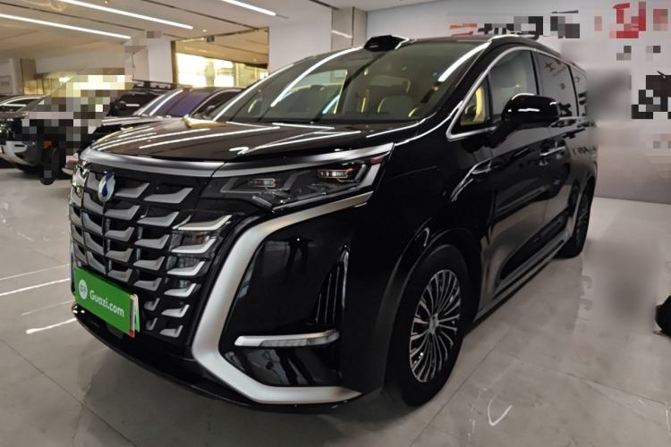 Used Denza D9 2025 DM-i Intelligent Drive 1020 Four-Wheel Drive Flagship Model