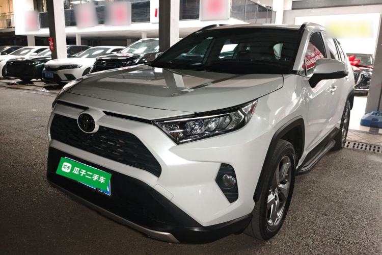 Used Toyota RAV4 2021 2.0L CVT Two-Wheel Drive Fashion Edition