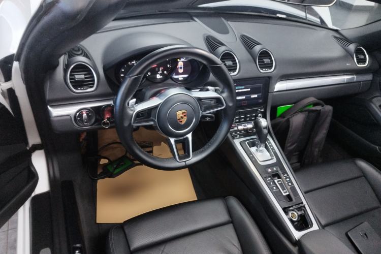 Used Porsche 718 2018 Boxster 2.0T
