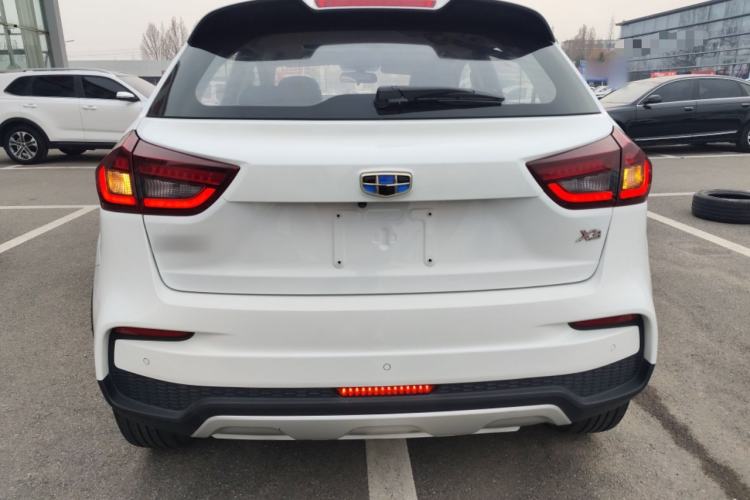 Used Geely Auto Vision X3 2019 Upgraded Model 1.5L CVT Prestige Version