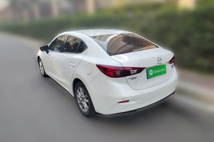 Used Mazda Mazda 3 Axela 2016 Sedan 1.5L Automatic Luxury Model
