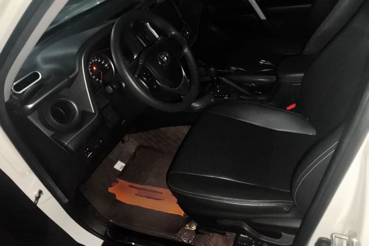 Used Toyota RAV4 2019 2.0L CVT Two-Wheel Drive Pioneer Edition China VI Standard
