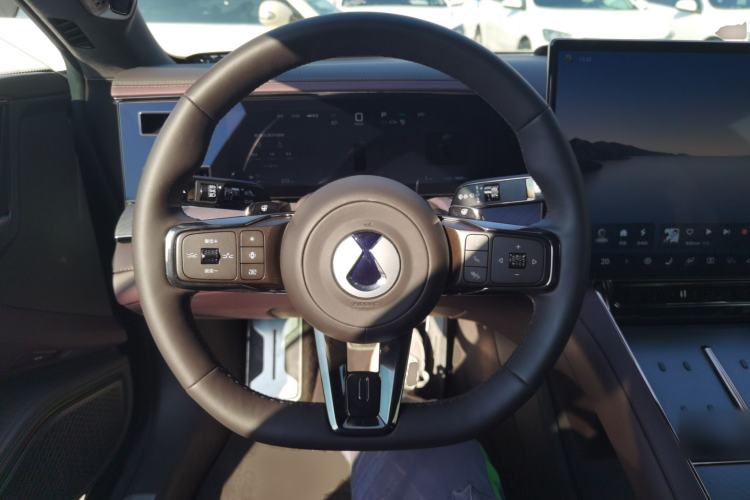 Used Denza Z9GT 2024 1100 Four-Wheel Drive Ultra Version
