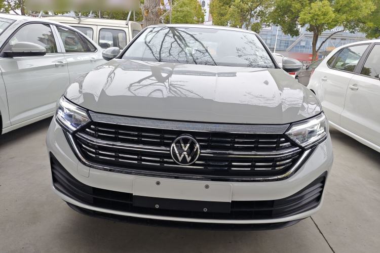 Used Volkswagen Sagitar 2025 Facelift 200TSI DSG Flyover Edition