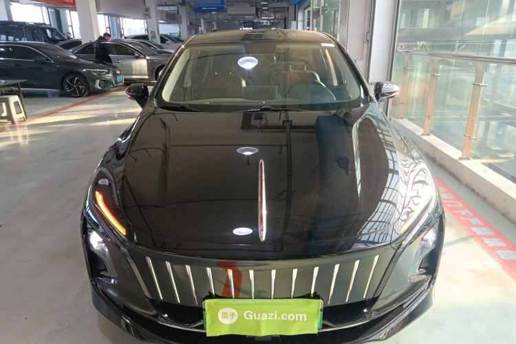 Used Hongqi E-QM5 2024 610 km PLUS
