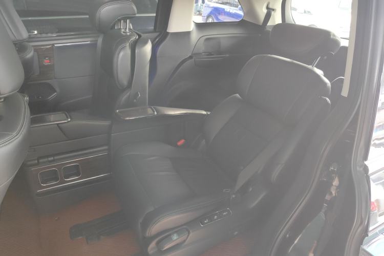 Used Honda Elysion 2016 2.4L Luxury Edition