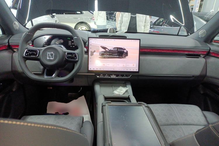 Used Zeekr 7X 2025 100 kWh Long-Range Rear-Wheel Drive with Intelligent Driving Features
