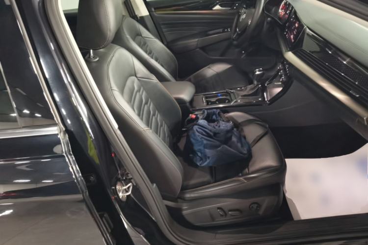 Used Volkswagen Passat 2019 330TSI Elite Edition China VI
