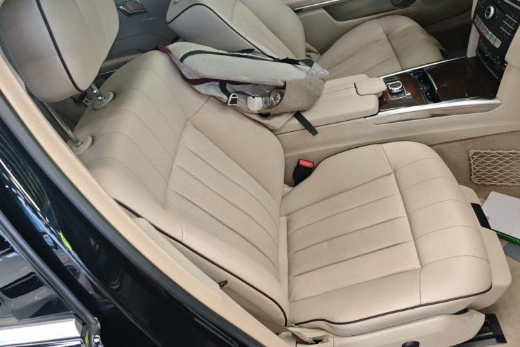 Used Mercedes-Benz E-Class 2015 Facelift E 200 L