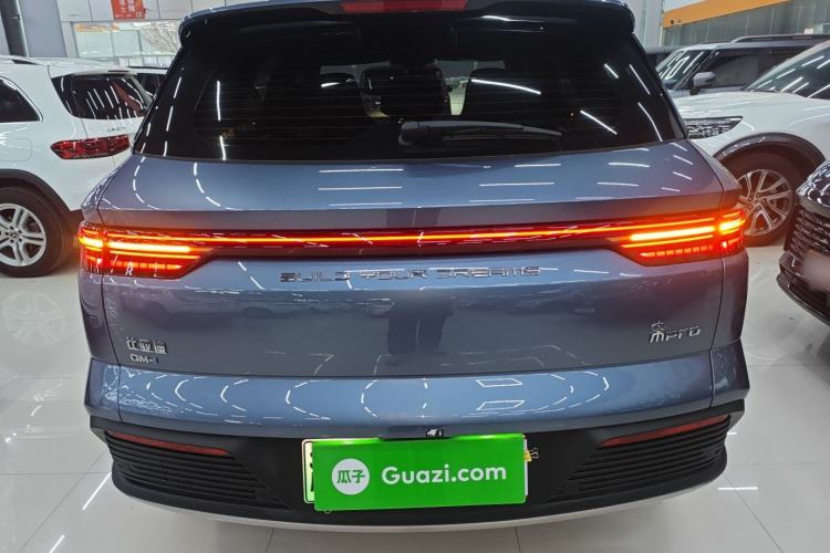 Used BYD Song Pro New Energy 2024 HONOR Edition DM-i 71KM Navigation Model
