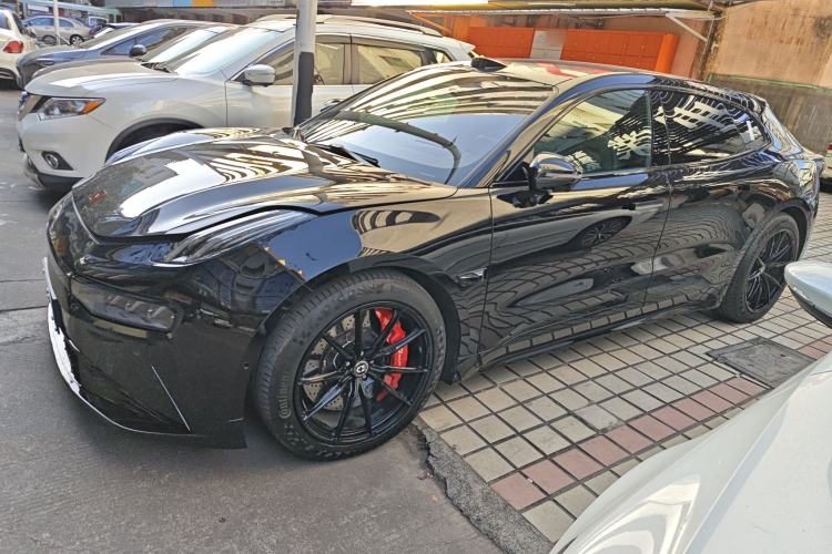 Used Zeekr 001 2024 ME Edition 100 kWh All-Wheel Drive
