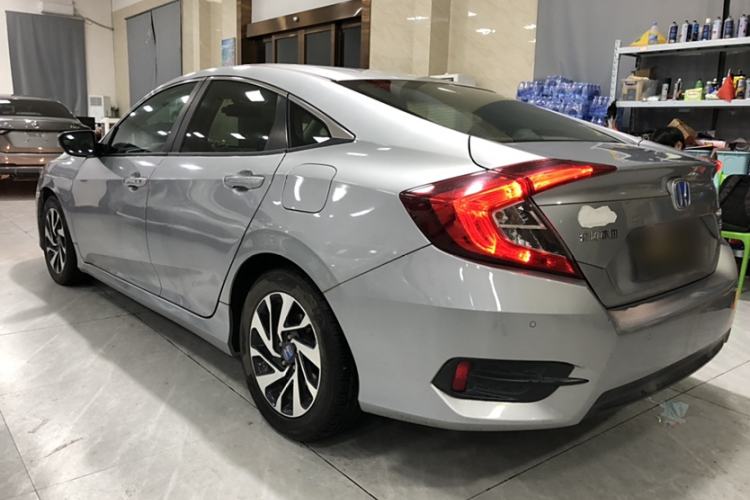 Used Honda Civic 2016 220TURBO CVT Luxury Edition
